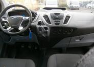 Ford Transit Custom 10