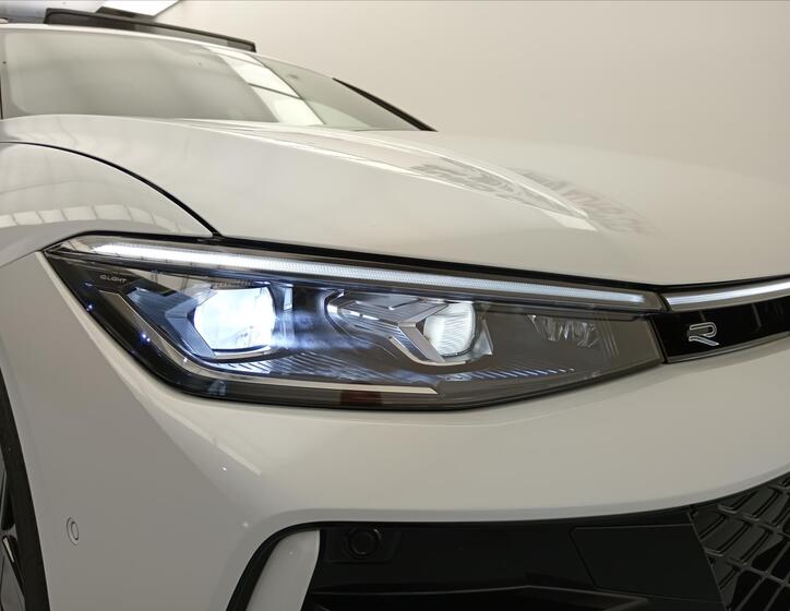 Volkswagen Passat 16