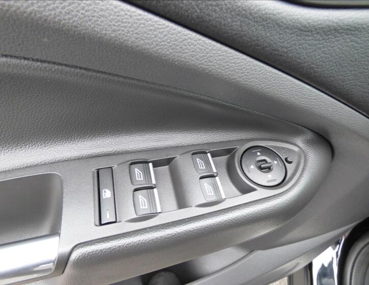 Ford Kuga 12