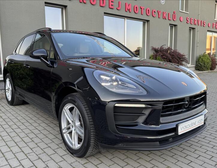 Porsche Macan 3
