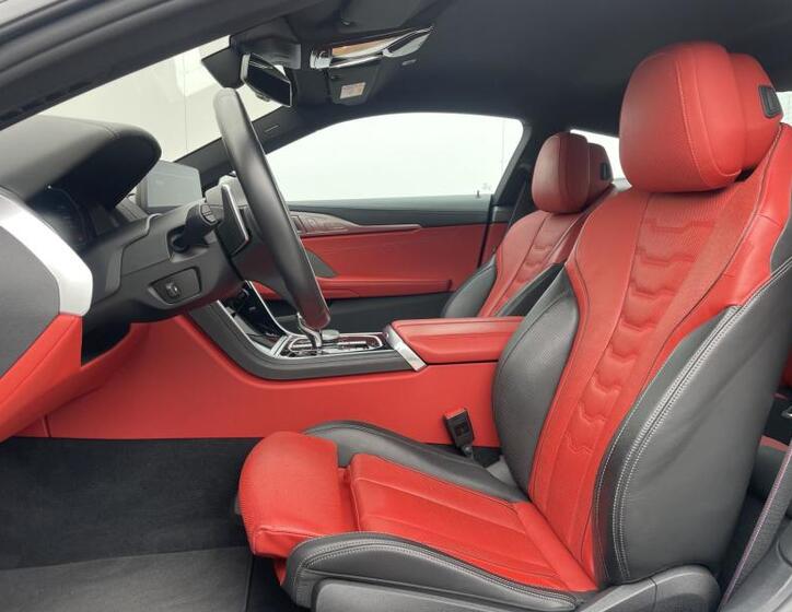 BMW Řada 8 7