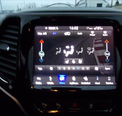 Jeep Cherokee 21