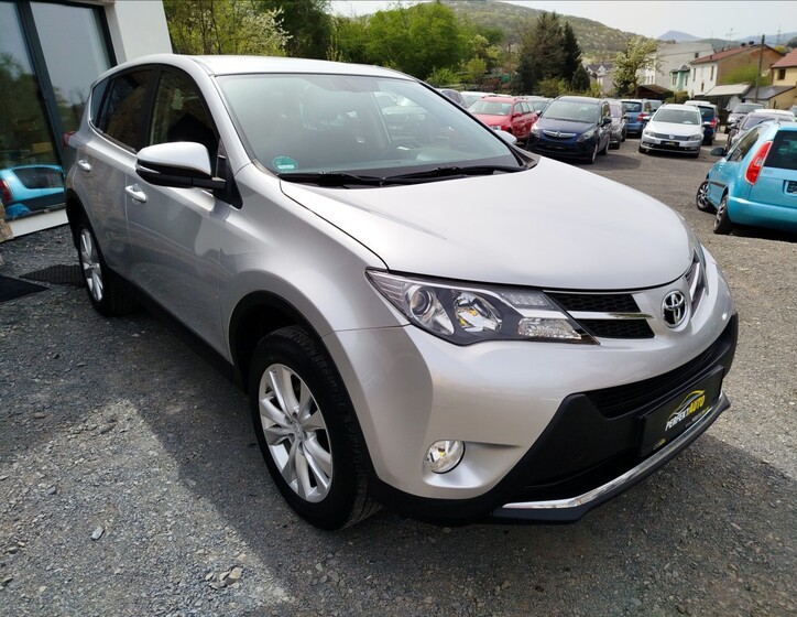 Toyota RAV4 7