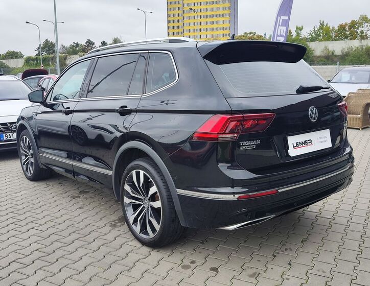 Volkswagen Tiguan 7