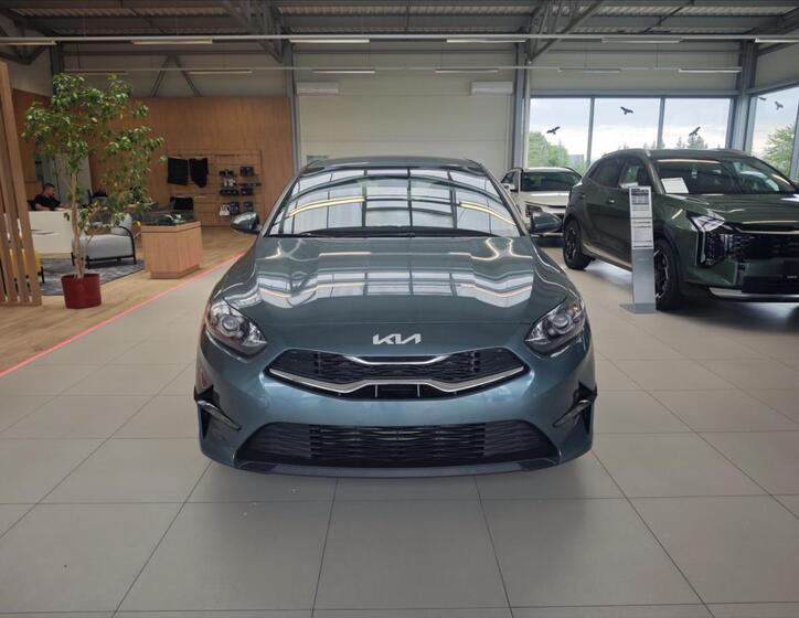KIA Ceed 8