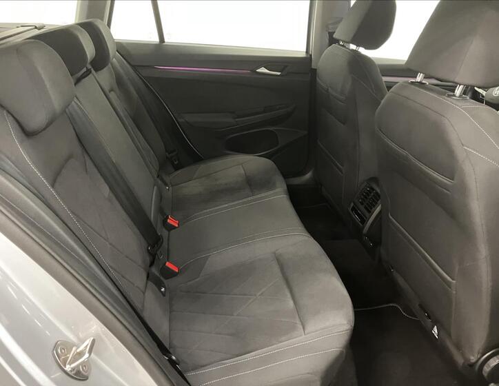 Volkswagen Golf 15