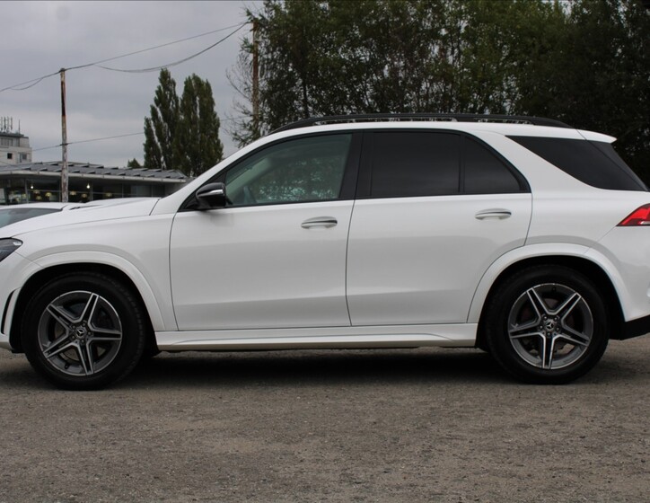 Mercedes-Benz GLE 8
