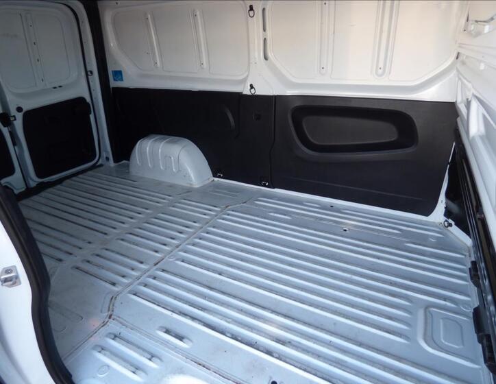 Renault Trafic 32