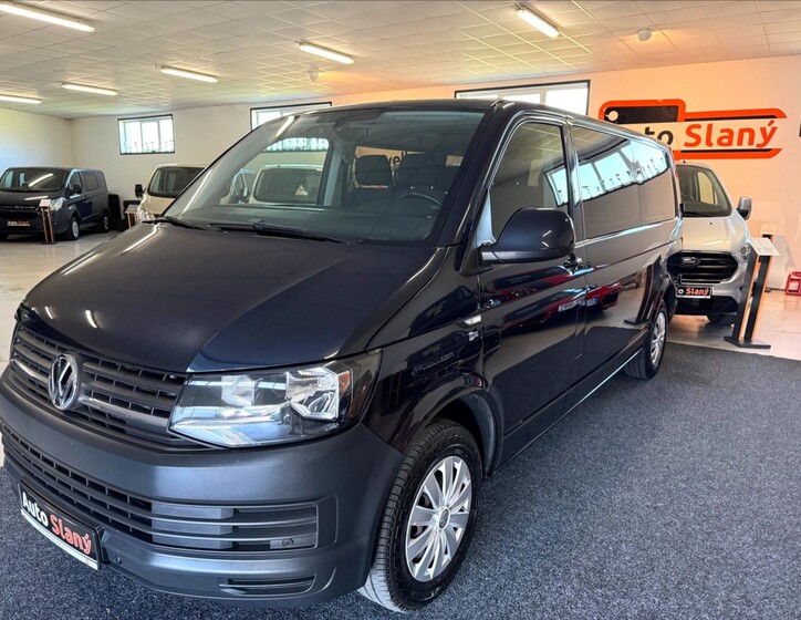 Volkswagen Caravelle 1