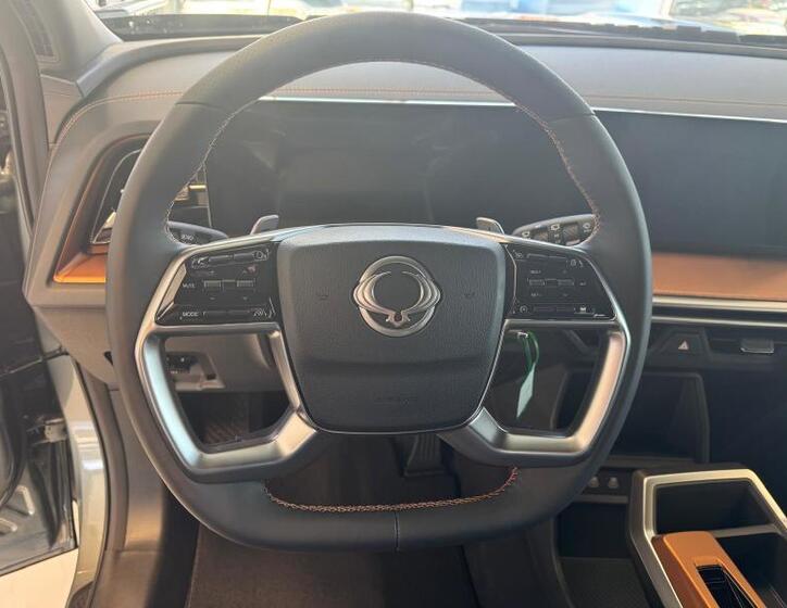 SsangYong Torres 13