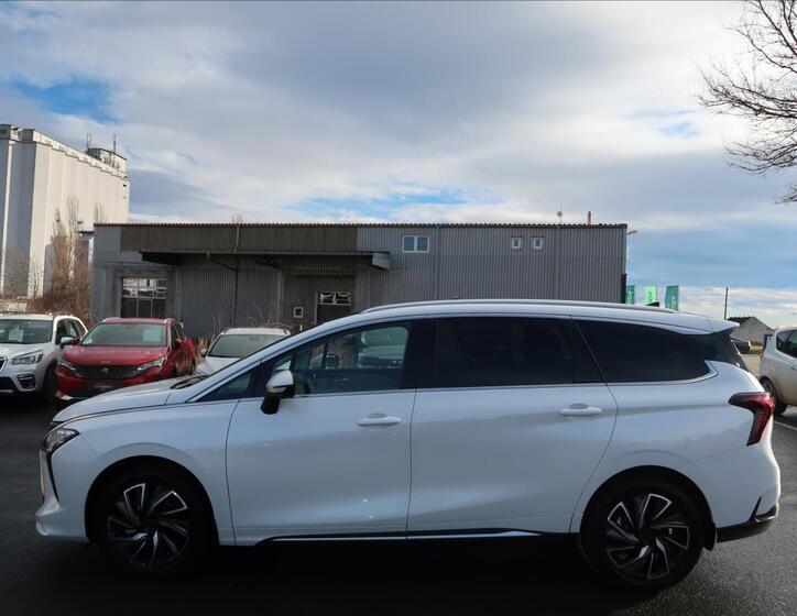 Dongfeng U-Tour 6