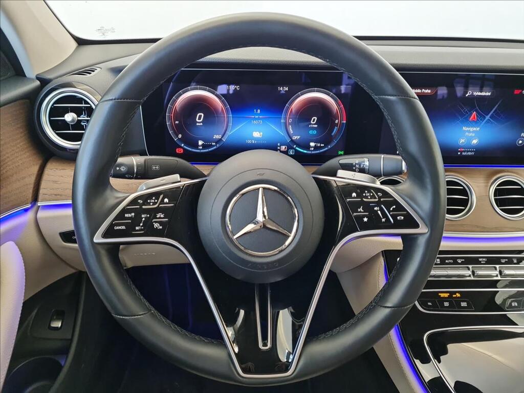 Mercedes-Benz Třídy E 10