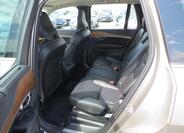 Volvo XC90 24