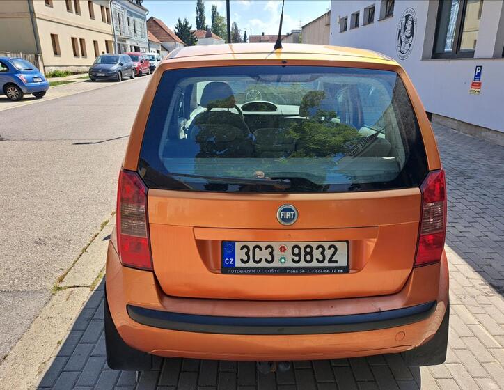 Fiat Idea 8