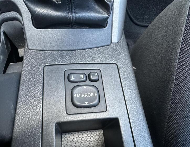 Toyota RAV4 16