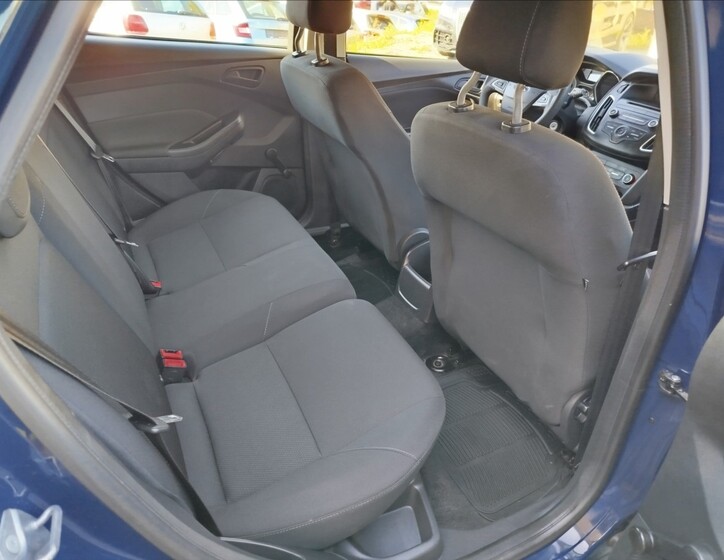 Ford Focus 25