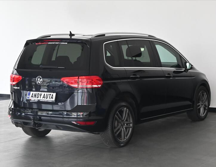 Volkswagen Touran 3