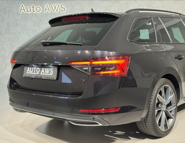 Škoda Superb 10