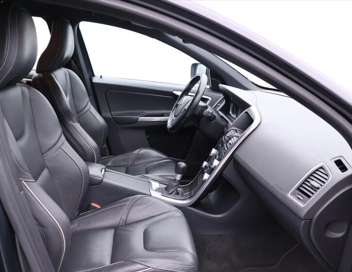 Volvo XC60 14