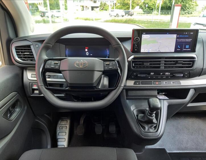 Toyota ProAce Verso 13