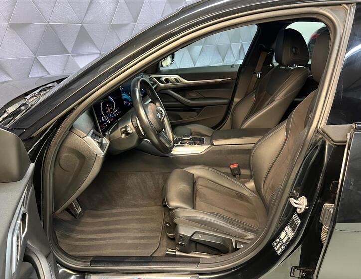 BMW Řada 4 11