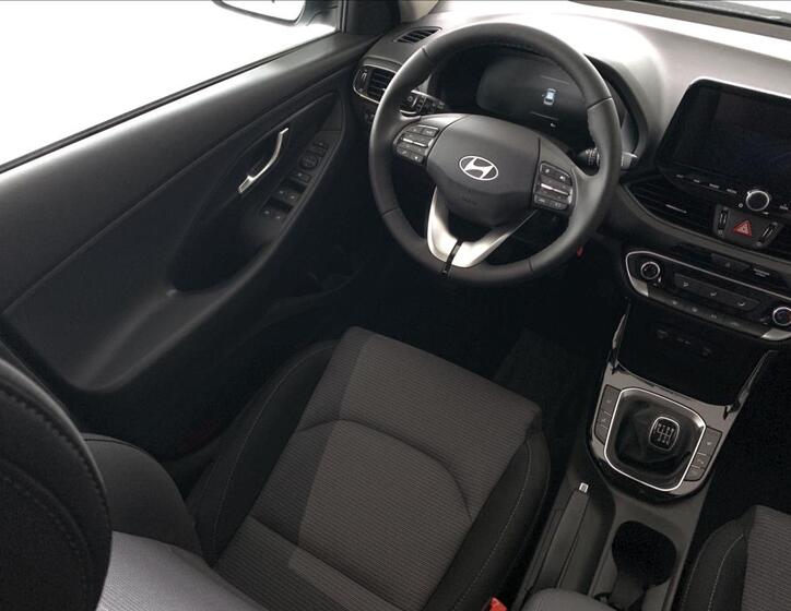 Hyundai i30 16