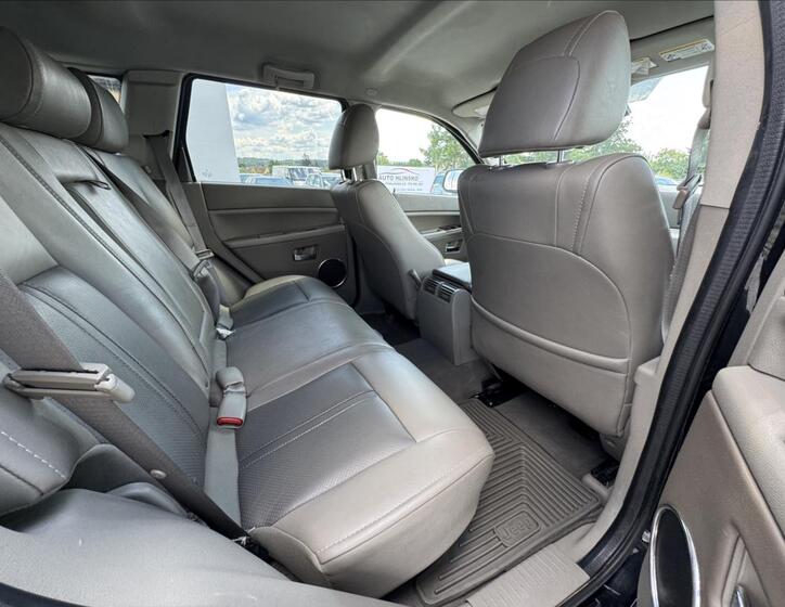 Jeep Grand Cherokee 14