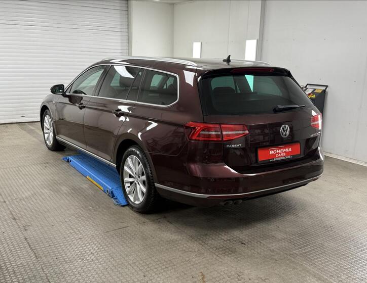 Volkswagen Passat 4