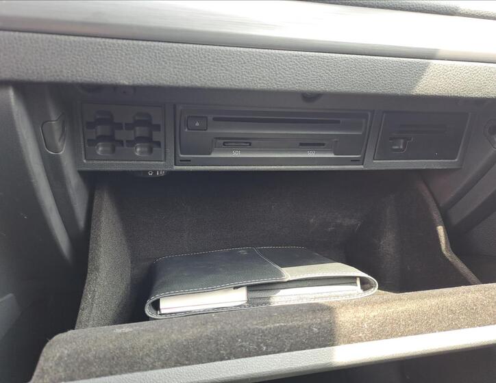 Volkswagen Golf 17