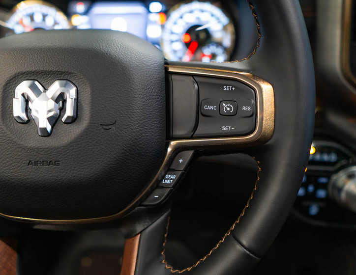 Dodge RAM 17