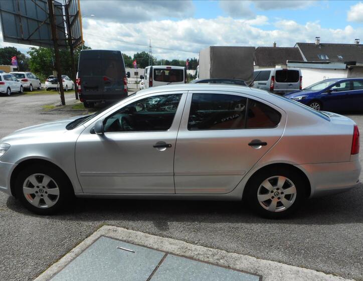 Škoda Octavia 9