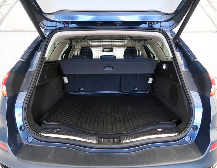 Ford Mondeo 12