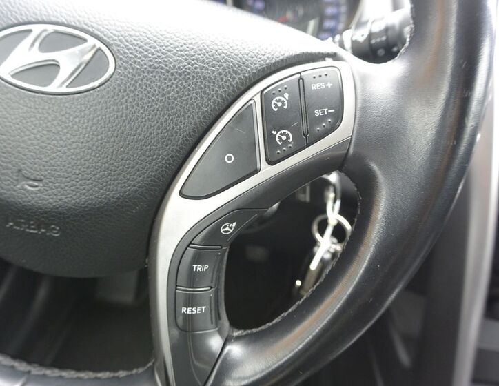 Hyundai i30 16