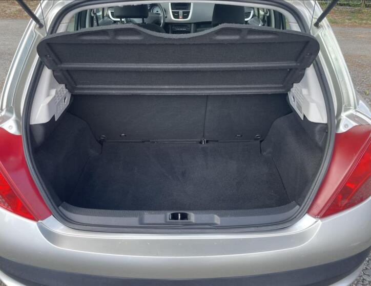 Peugeot 207 41