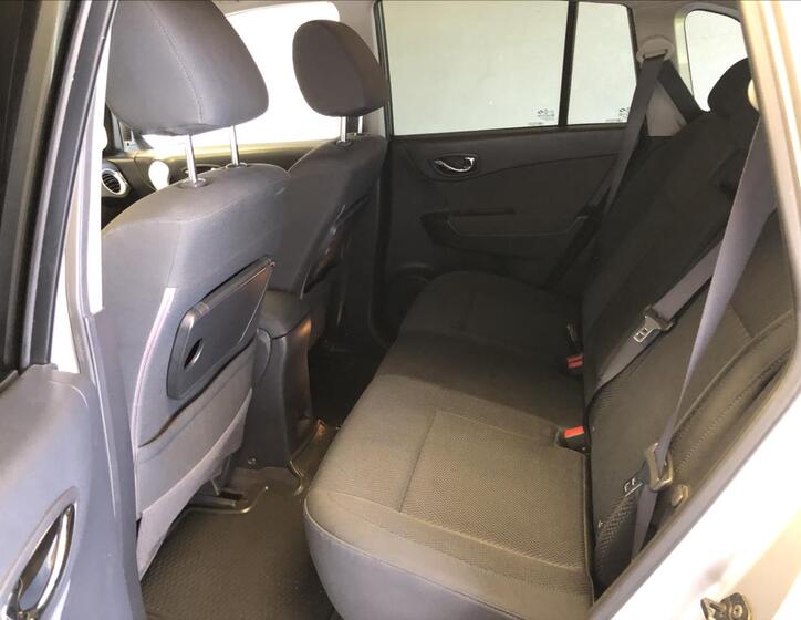 Renault Koleos 10
