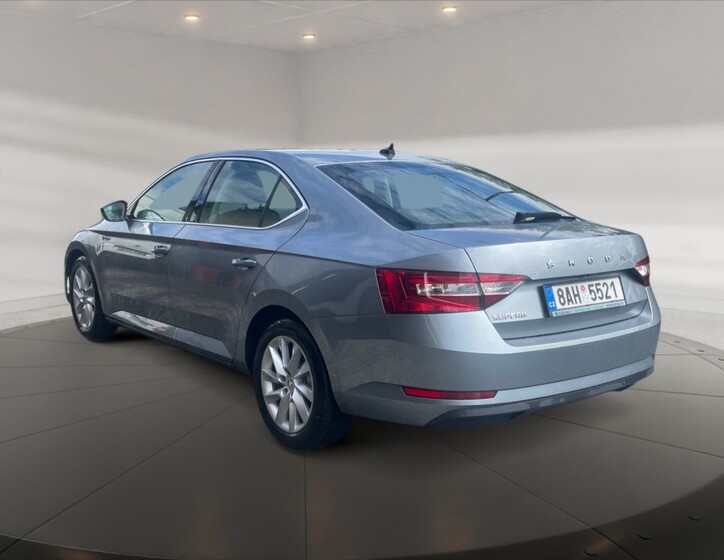 Škoda Superb 4