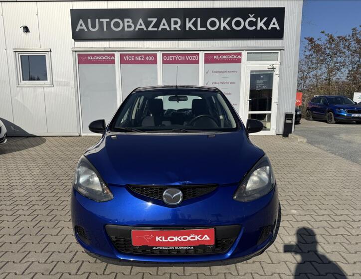 Mazda 2 4