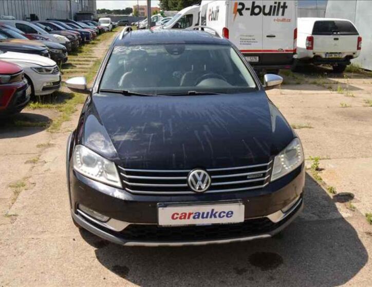 Volkswagen Passat 2
