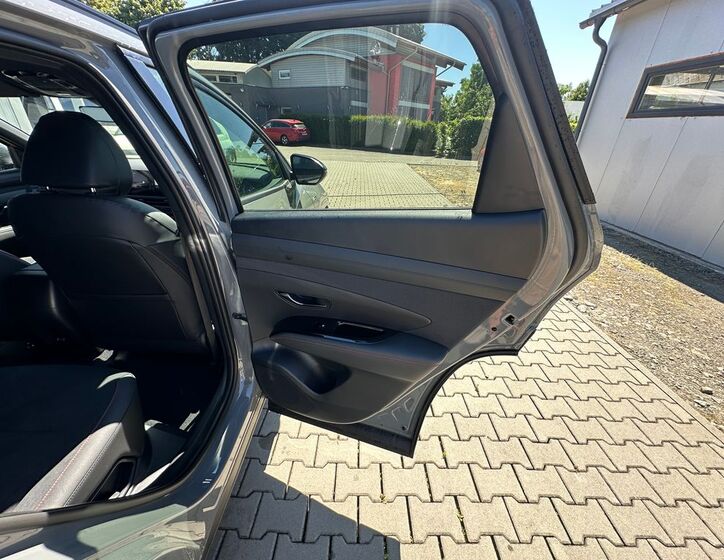 Hyundai Tucson 16