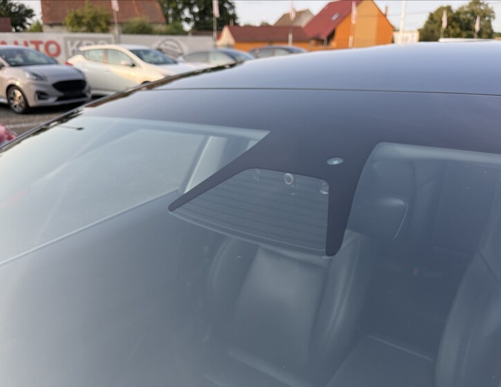 Tesla Model 3 35