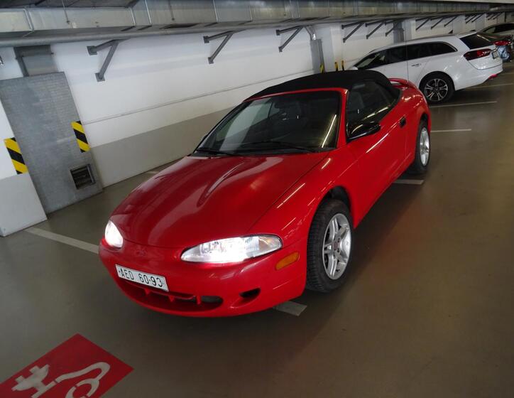 Mitsubishi Eclipse 2