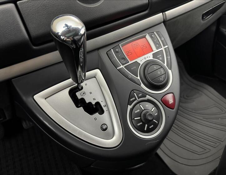 Peugeot 807 25