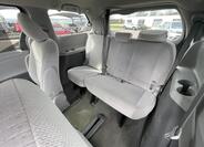 Toyota Sienna 25