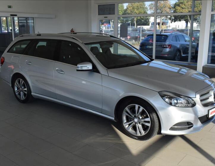 Mercedes-Benz Třídy E 3