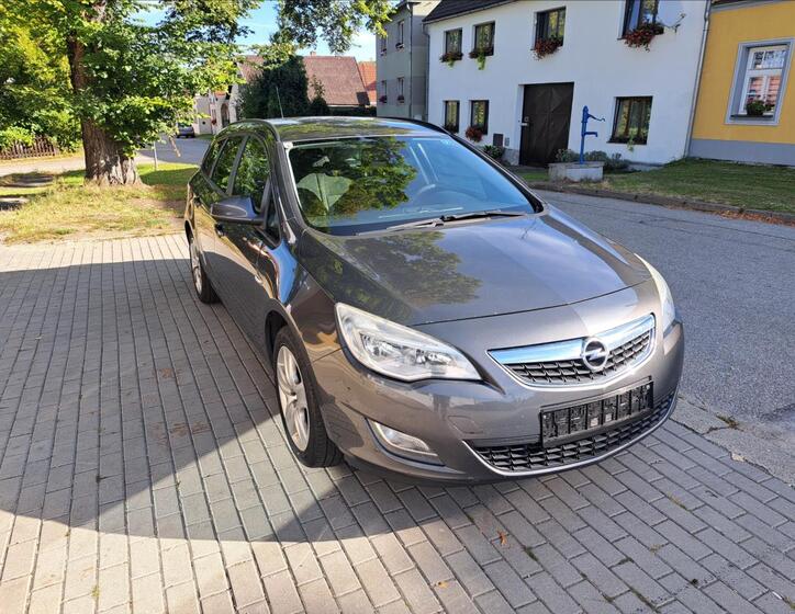 Opel Astra 1