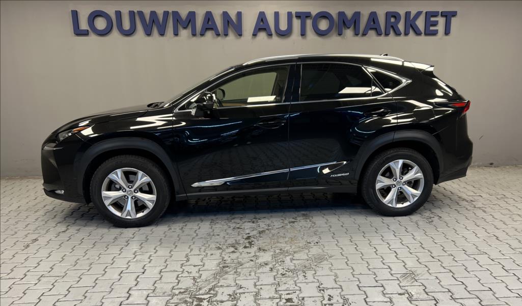 Lexus NX 300h