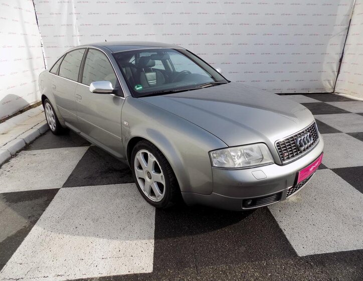 Audi S6 6