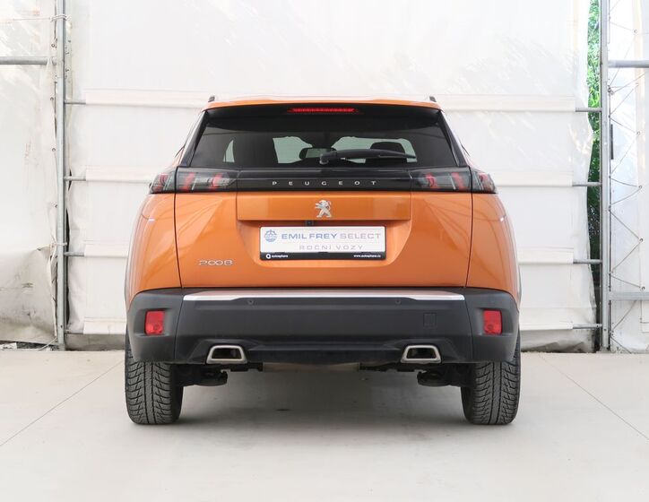 Peugeot 2008 7