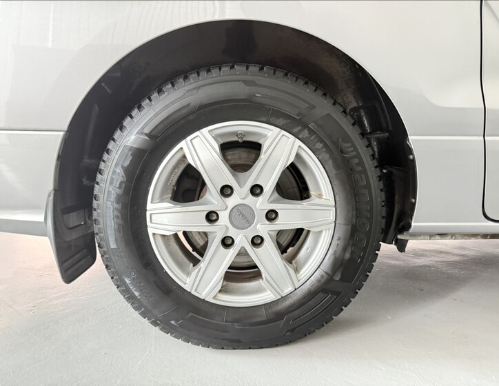Hyundai H 1 18