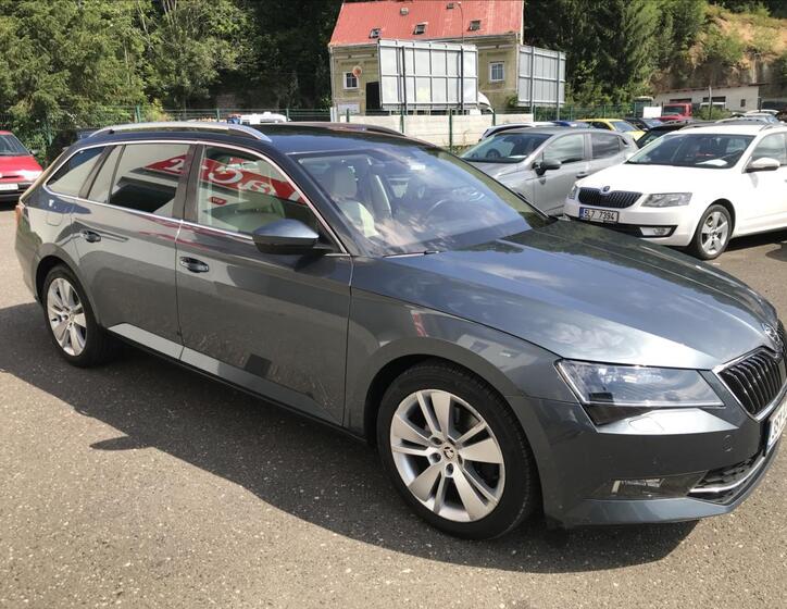 Škoda Superb 4
